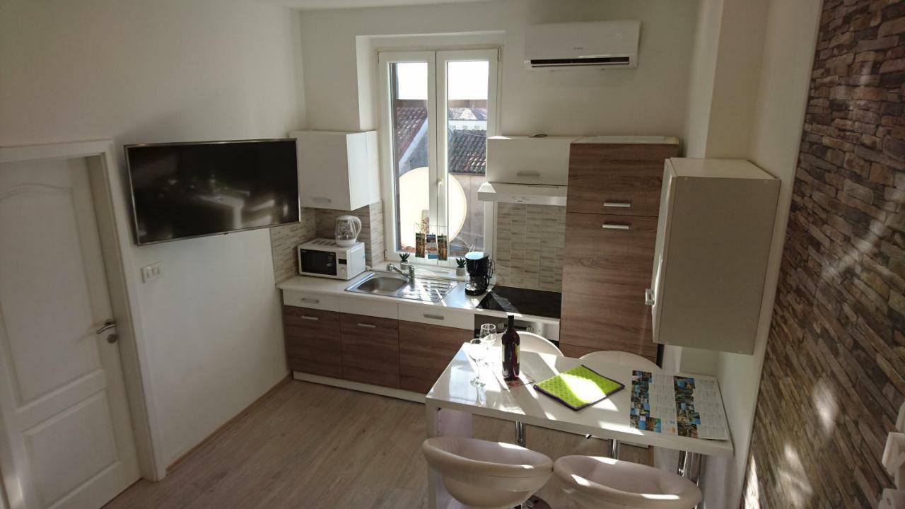 Apartments Budin Adri & Robi Rijeka City Center Exterior foto